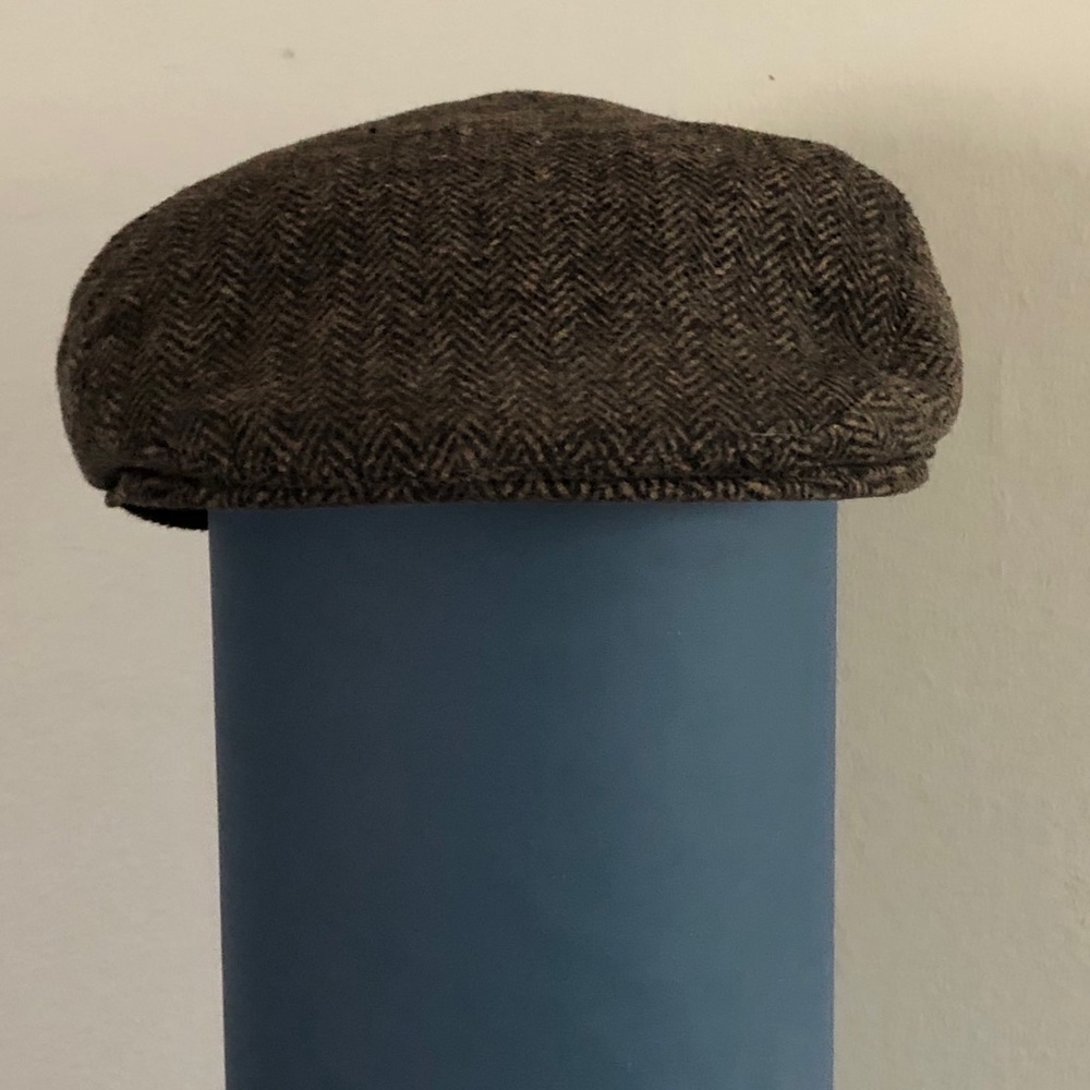 Angela & William Hat - Picture 2 of 7